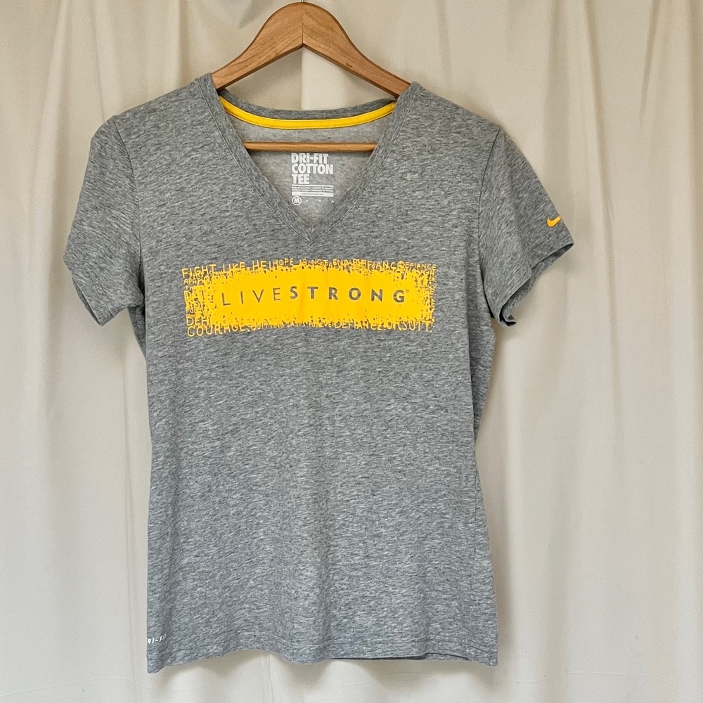 Nike Livestrong DRI-FIT cotton v neck t shirt medium